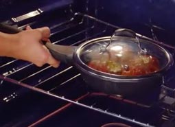 Cuit la lasagne au four
